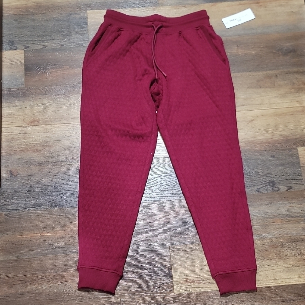 Yogalicious Women's Beet Red Diamond Quilted Adaptation Joggers NWT